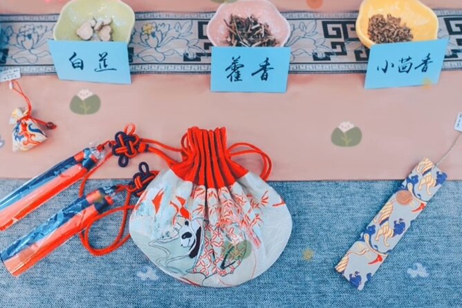 Chengdu-Create your OWN Cultural souvenir-With TEA and Snacks - Tea, snacks, and a slower pace
