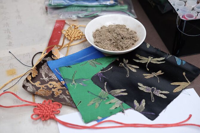 Chengdu-Create your OWN Cultural souvenir-With TEA and Snacks - Timing, transport, and group comfort