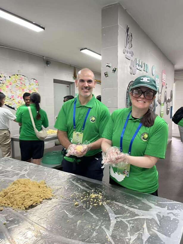 Chengdu: Dujiangyan Panda Base Volunteering Day Trip - What the $231 price really covers
