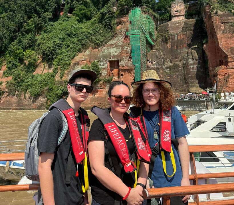Chengdu: Leshan Grand Buddha Full-Day Private Trip - The two-hour drive from Chengdu