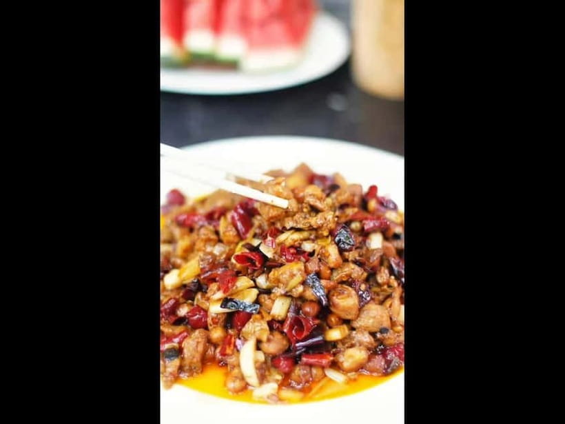 Chengdu Sichuan Cuisine Cooking Class and Savor Local Snacks - Meeting the Kitchen God of Chinese chefs