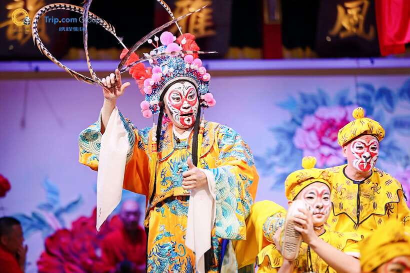 Chengdu: Sichuan Opera Face-Changing and Acrobatics Show - Tea, Melon Seeds, and the Chengdu Pace