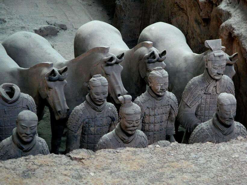Chengdu: Xi'an Terracotta Warriors Day Trip by Bullet Train - What $398 buys you