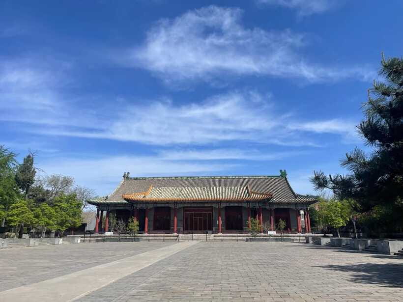 Chinese Kungfu class in old temple beside Forbidden Ci - What the $45 price gives you