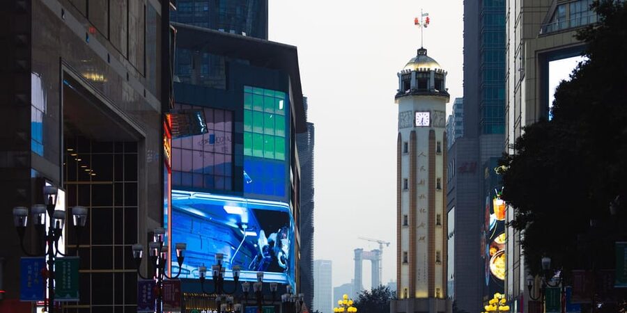 Chongqing: 1-day Essential Guided City Tour without Car - Optional river and residential routes