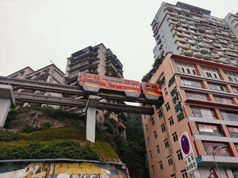 Chongqing: 1-day Essential Guided City Tour without Car - Kuixinglou, where Chongqing’s levels play tricks