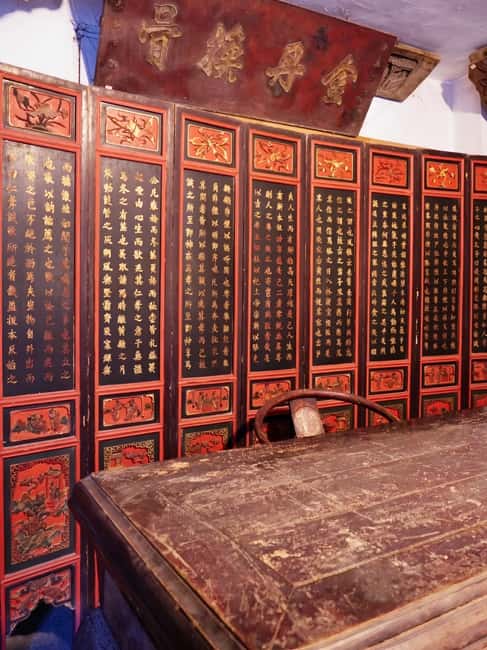 Chongqing deep explore & private car service including meals - Embassy Street and Chongqing’s wartime past