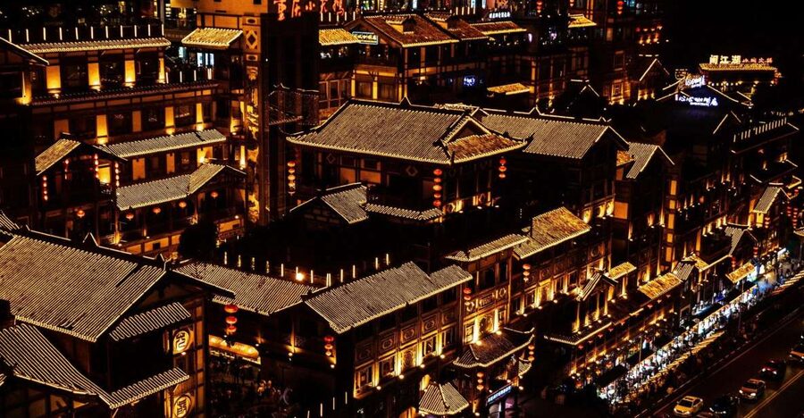 Chongqing: Illuminated Night Tour with Cruise or Hot Pot - Hongya Cave and its 11 glowing levels