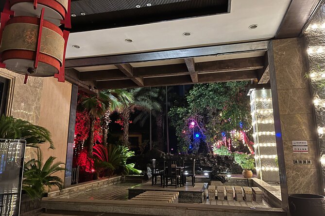 Chongqing Luxury Hot Spring and Massage Luxury Meal Private Tour - Private Transport and Guide Support