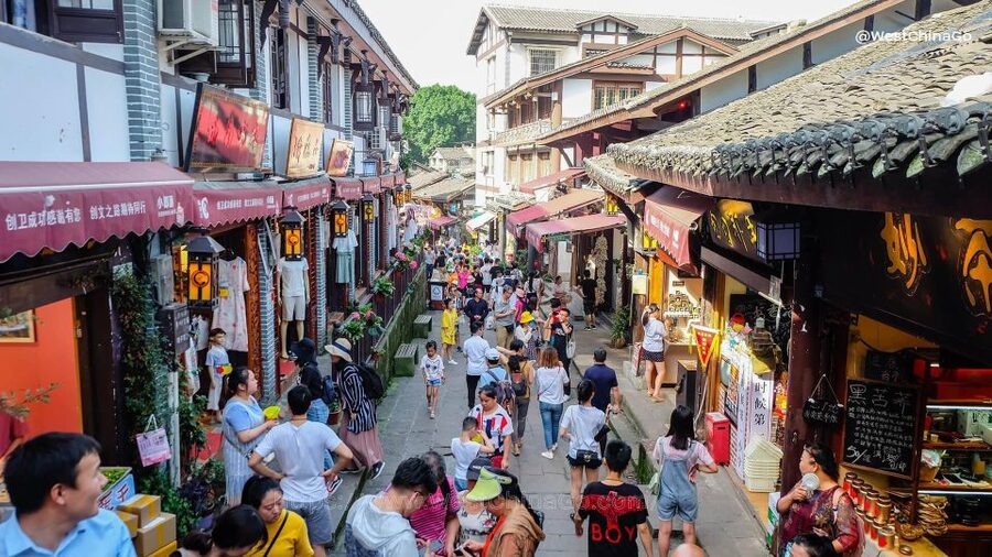 Chongqing: One-Day Extravaganza: Hit All the Must-See Spots! - Three Gorges Museum: A Useful Start