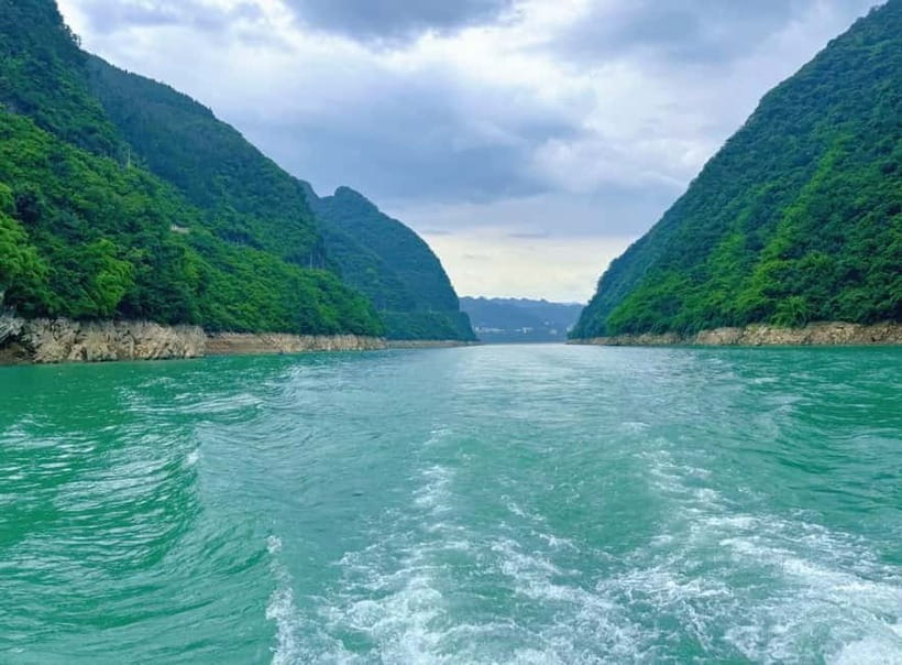 Chongqing One-Day Trip: Wulong's 3 Essentials - A half-hour at the Tianfu Posthouse