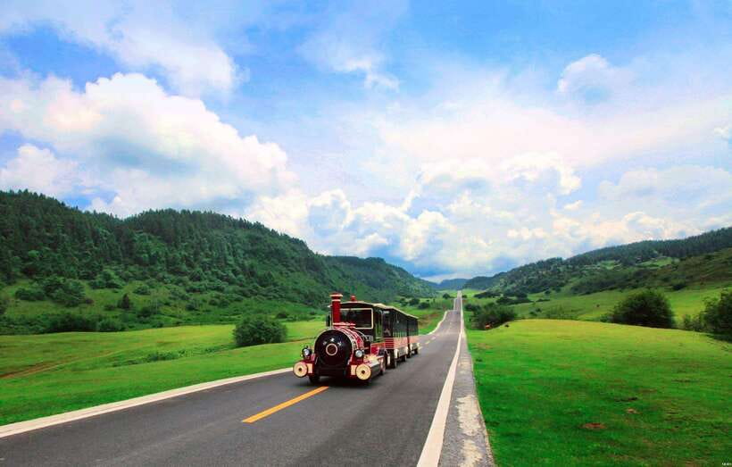 Chongqing:One-day Wulong HikeTrip(GeoPark+Fairy Mt)car incld - Should you book it?