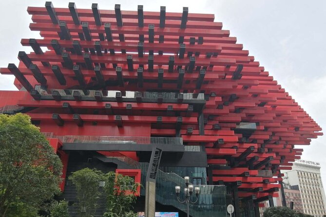 Chongqing Private Car Guided Tour:Must-sees All in One - Baixiang Street and Shibati, old Chongqing with a modern edge