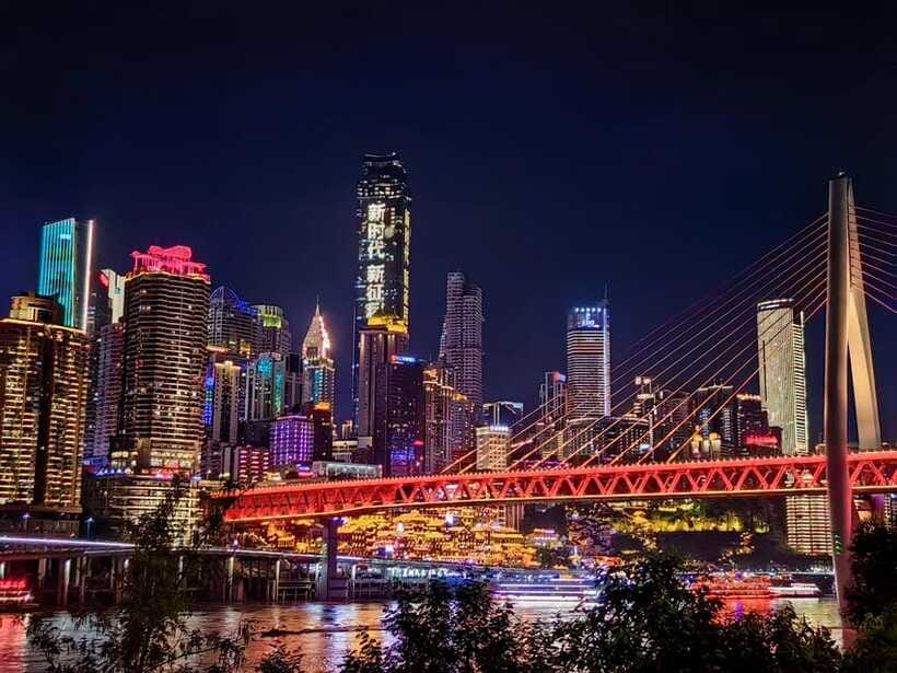 Chongqing Private City Tour: Must-Sees All-in-One - Why this tour works well in a complicated city