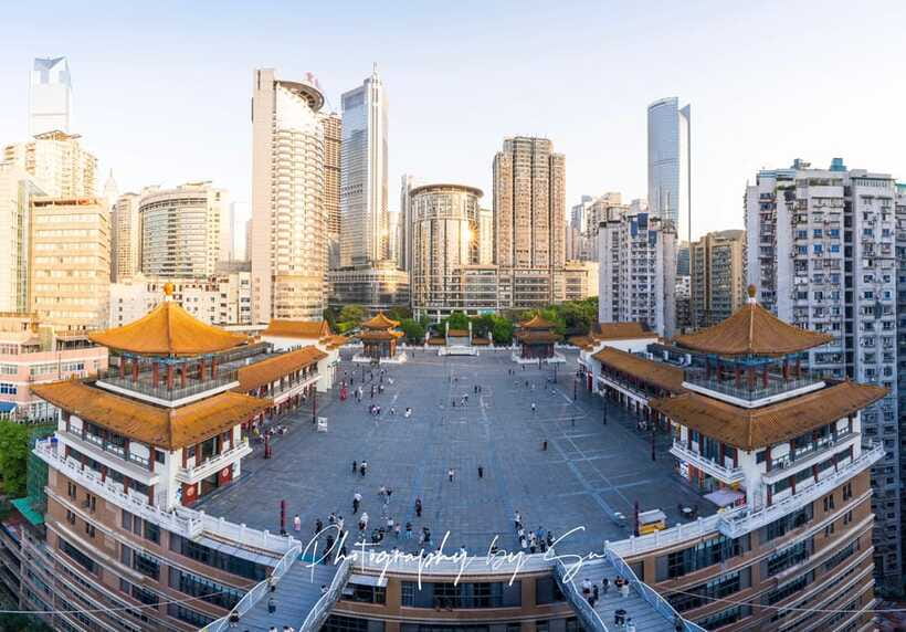 Chongqing Private City Tour: Must-Sees All-in-One - The guides can shape the whole day