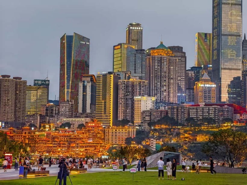 Chongqing: Private Food Tour and Magical Night Views - Who should book this private Chongqing evening?