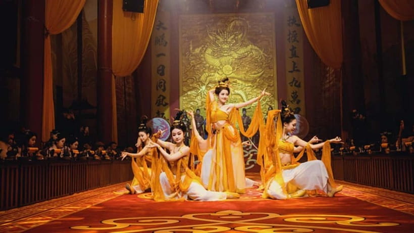 Chongqing: Qingyu Banquet Experience with Show and Dinner - The Bayu story told through dance and music