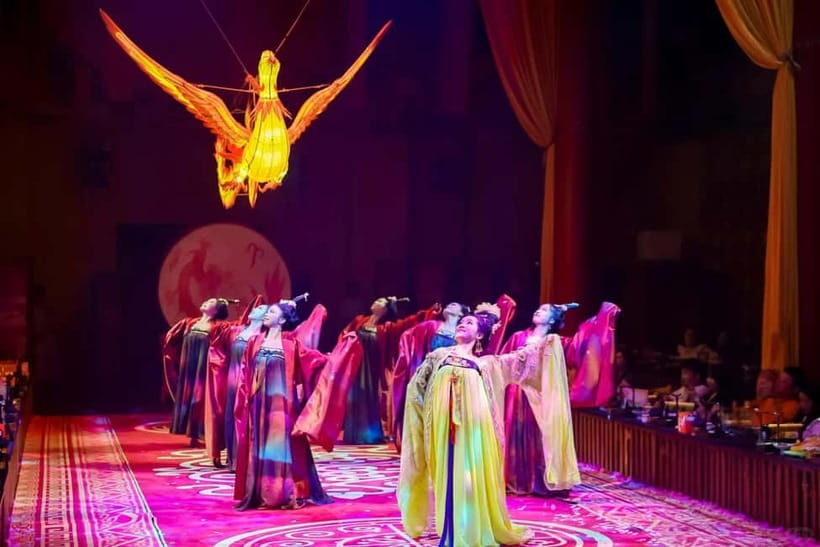 Chongqing: Qingyu Banquet Experience with Show and Dinner - Finding the venue and getting the right seat