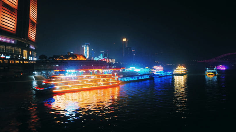 Chongqing: Two Rivers Night Cruise- Yangtze & Jialing Rivers - Boarding the Boat and Finding a Good View