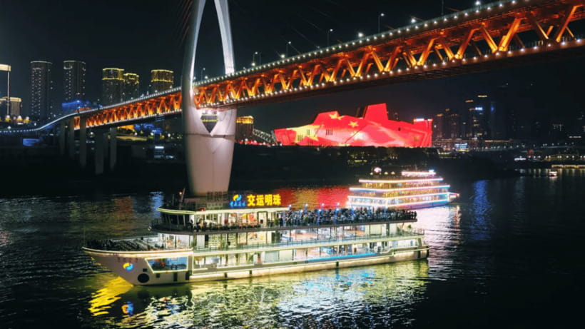 Chongqing: Two Rivers Night Cruise- Yangtze & Jialing Rivers - Photography Tips for the Brightest Views