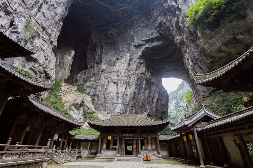Chongqing: Wulong 2 Spots All-inclusive Luxury Private Trip - Why the Private Car Matters on a 12-Hour Day