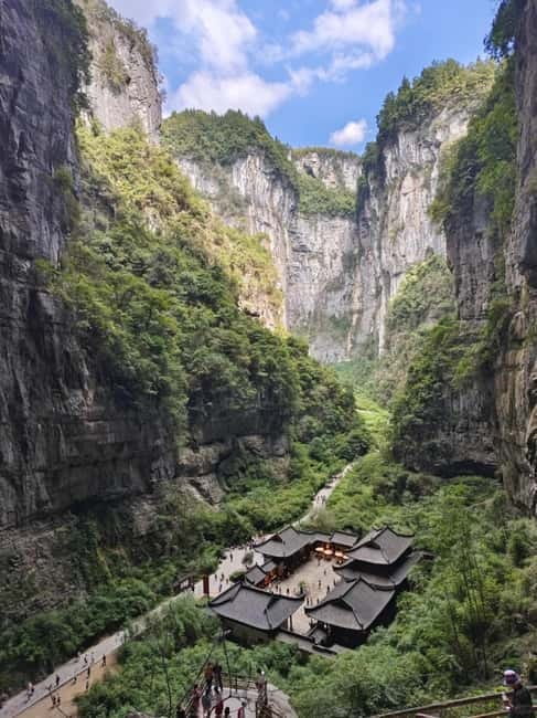 Chongqing: Wulong Karst 3 Wonders Premium Small Group Tour - Who should book this day trip?