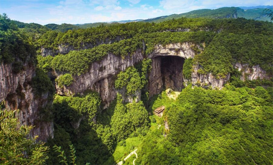 Chongqing: Wulong Private Day Exploration Tour - Walking beneath the Three Natural Bridges
