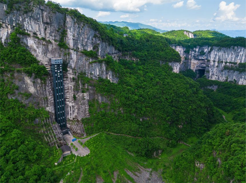 Chongqing: Wulong Private Day Exploration Tour - The Tang Dynasty staging post near Qinglong Bridge