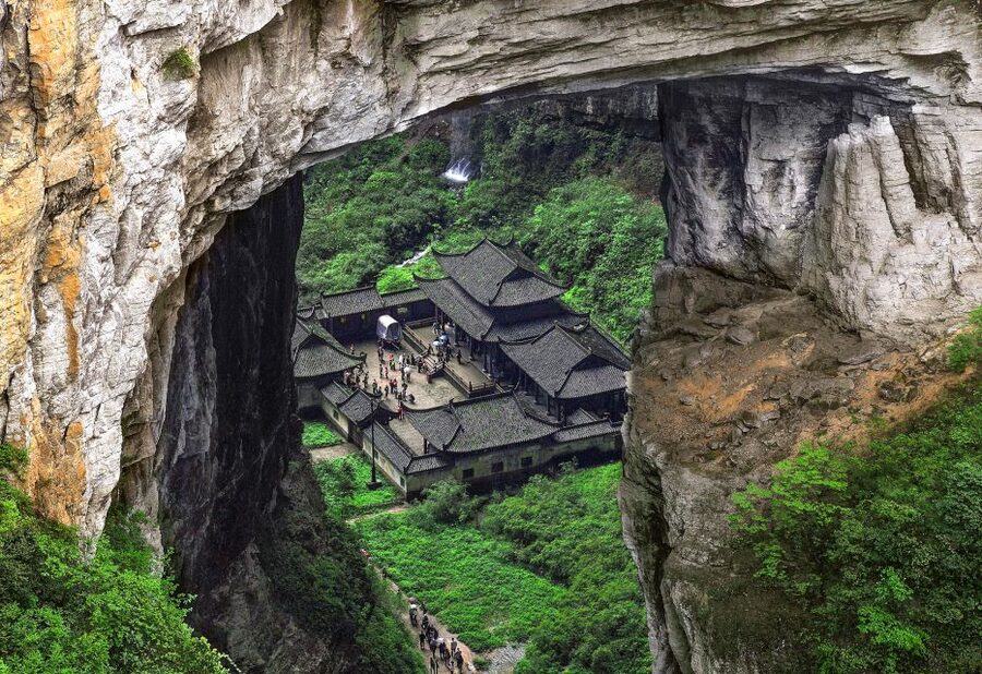 Chongqing: Wulong Private Day Exploration Tour - Who will enjoy this Wulong day most