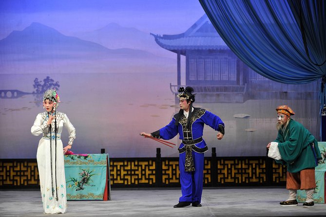 Classsic sichuan Opera at sichuan Provincial Theater - How the language barrier affects the evening