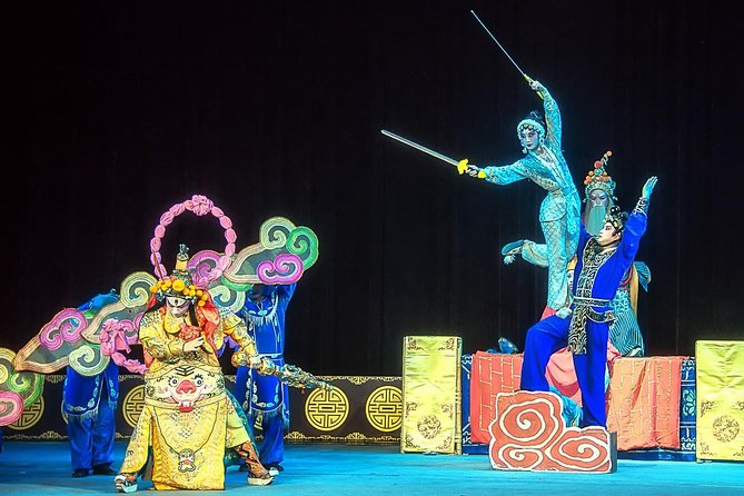 Classsic sichuan Opera at sichuan Provincial Theater - What happens during the two-hour performance