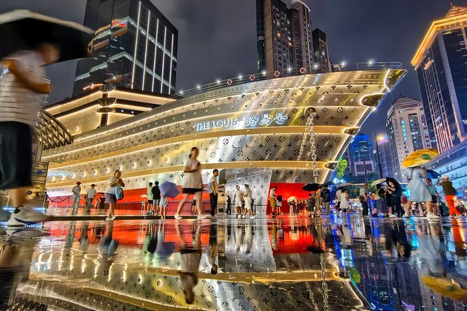 Customized Private Tour in Shanghai The Bund Yu Garden Zhujiajiao - People’s Square and the city center
