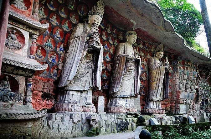 Dazu Rock Carvings Private Full Day Tour from Chongqing - What an English-speaking guide adds