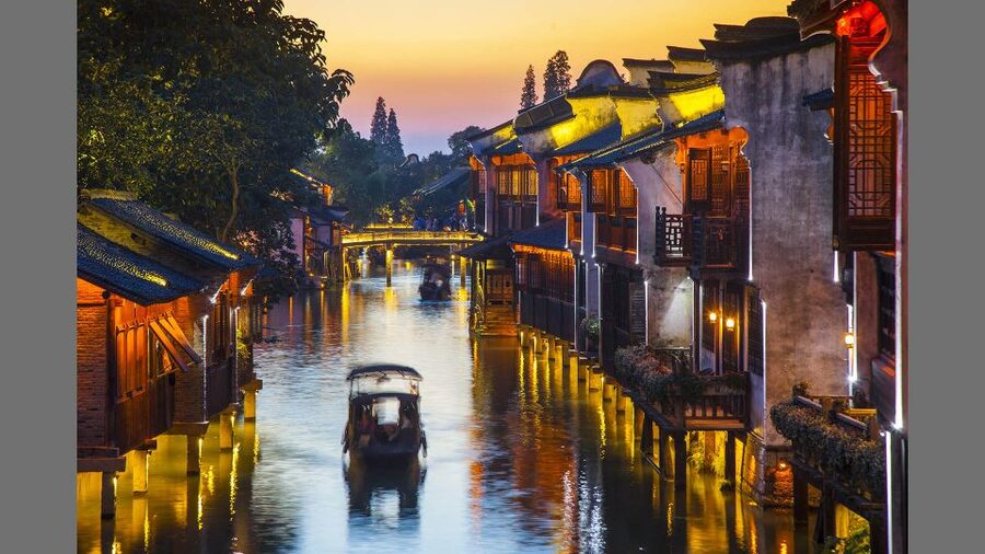 Delve into Wuzhen Water Town: Private Tour from Shanghai - Who should choose this Wuzhen tour?