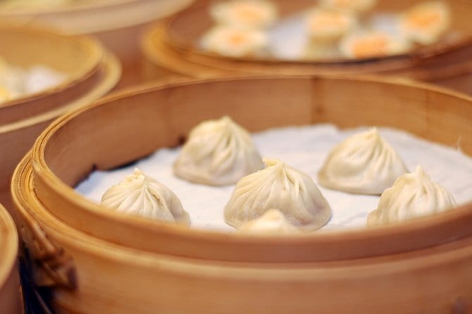 Din Tai Fung Dinner and VIP Class River Cruise Experience in Shanghai - Key points at a glance