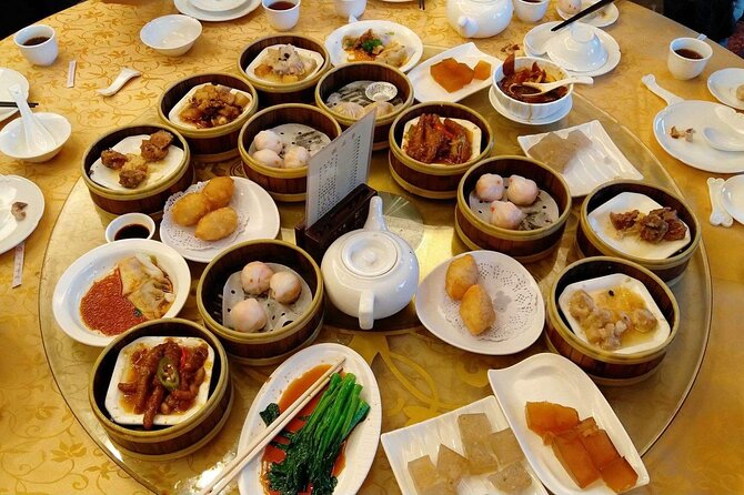 Discovery more Guangzhou evening foodie tour with locals - Key points at a glance