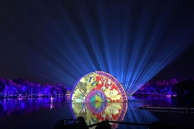 Enduring Memories of Hangzhou West Lake Show VIP Ticket with Private Transfer - What happens during Enduring Memories of Hangzhou