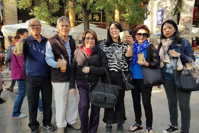 Essential Xi'an Private Day Tour Including Lunch - A local-style lunch near the museum