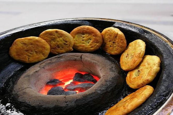 Evening Foodie Adventure in Chengdu the Land of Plenty - Meeting up at 6 p.m. in central Chengdu