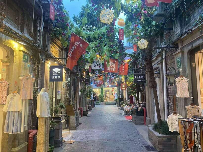 Explore Shanghai's Old Town & Suzhou River by Bike - How much value do you get for $59?
