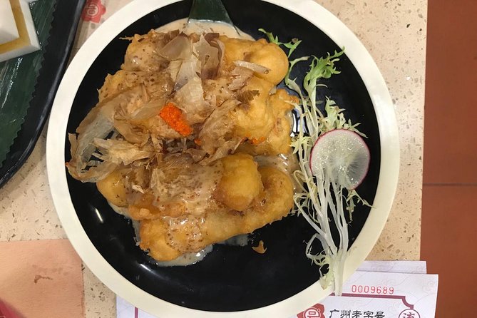 Foodies Tour In The Old Town of Guangzhou - The First Food Street: Cantonese Classics in Small Bites