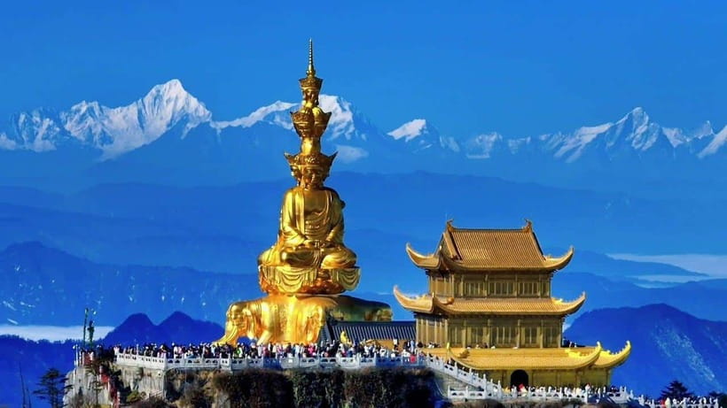 From Chengdu: Mount Emei Day Trip with Golden Summit Visit - The sightseeing bus to Leidongping
