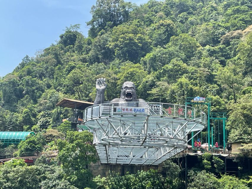 From Guangzhou: Gulong Canyon Private Day Tour - Lunch And The Local Pace Of The Day