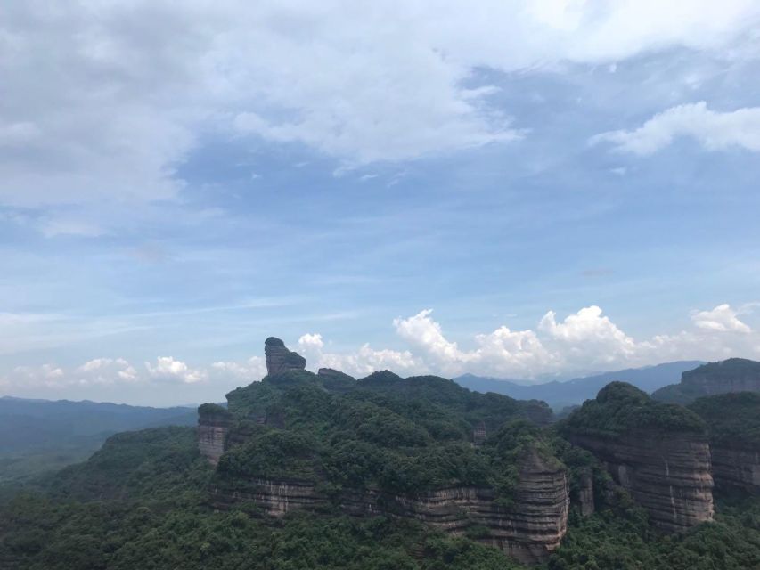 From Guangzhou: Mount Danxia and Nanhua Temple Full-Day - Guide quality and small practical concerns