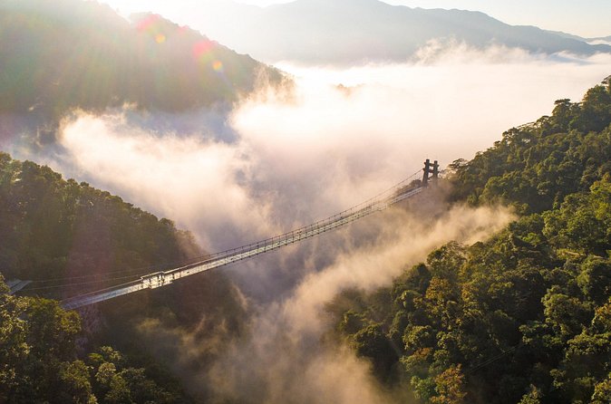 From Guangzhou to Gulong Gorge and waterfall -Nature & Adventure - What the private guide adds