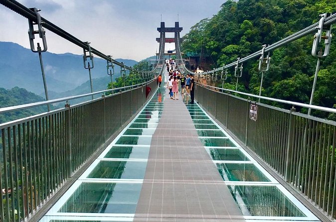 From Guangzhou to Gulong Gorge and waterfall -Nature & Adventure - Is $140 a fair price?