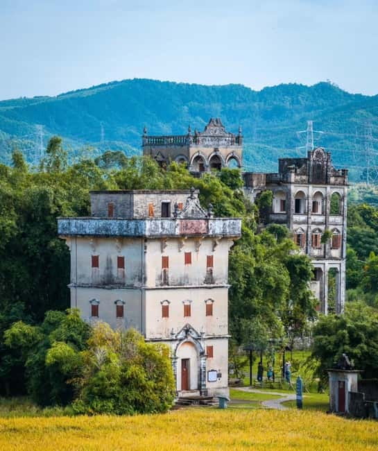 From Guangzhou: UNESCO Watchtowers & Ancient Villages Tour - What the price of $365 really includes
