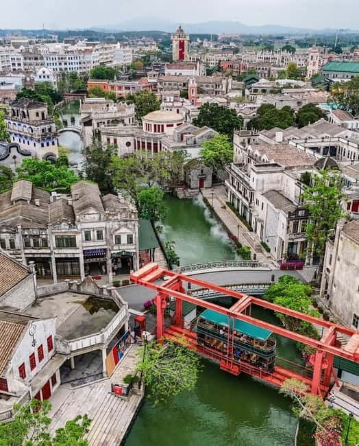 From Guangzhou: UNESCO Watchtowers & Ancient Villages Tour - Food, heat, and what to bring