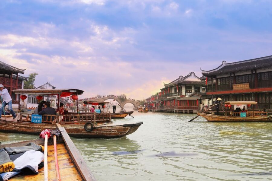 From Shanghai: Private Zhujiajiao Tour with Boat Ride - Leaving Shanghai for Zhujiajiao