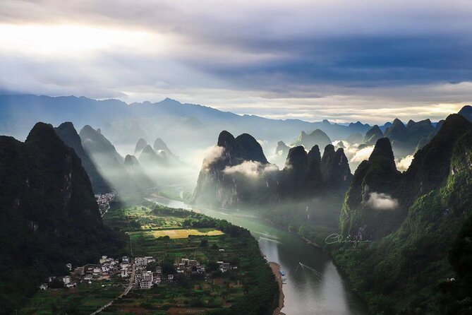 Full-Day Guilin Li-River Cruise and Yangshuo Xianggong hill Private Day Tour - The Li River cruise from Zhujiang Pier